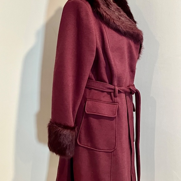 City Chic Women's Bordeaux Make me Blush Coat Plus Size 18 Faux Fur Trim - Picture 4 of 8